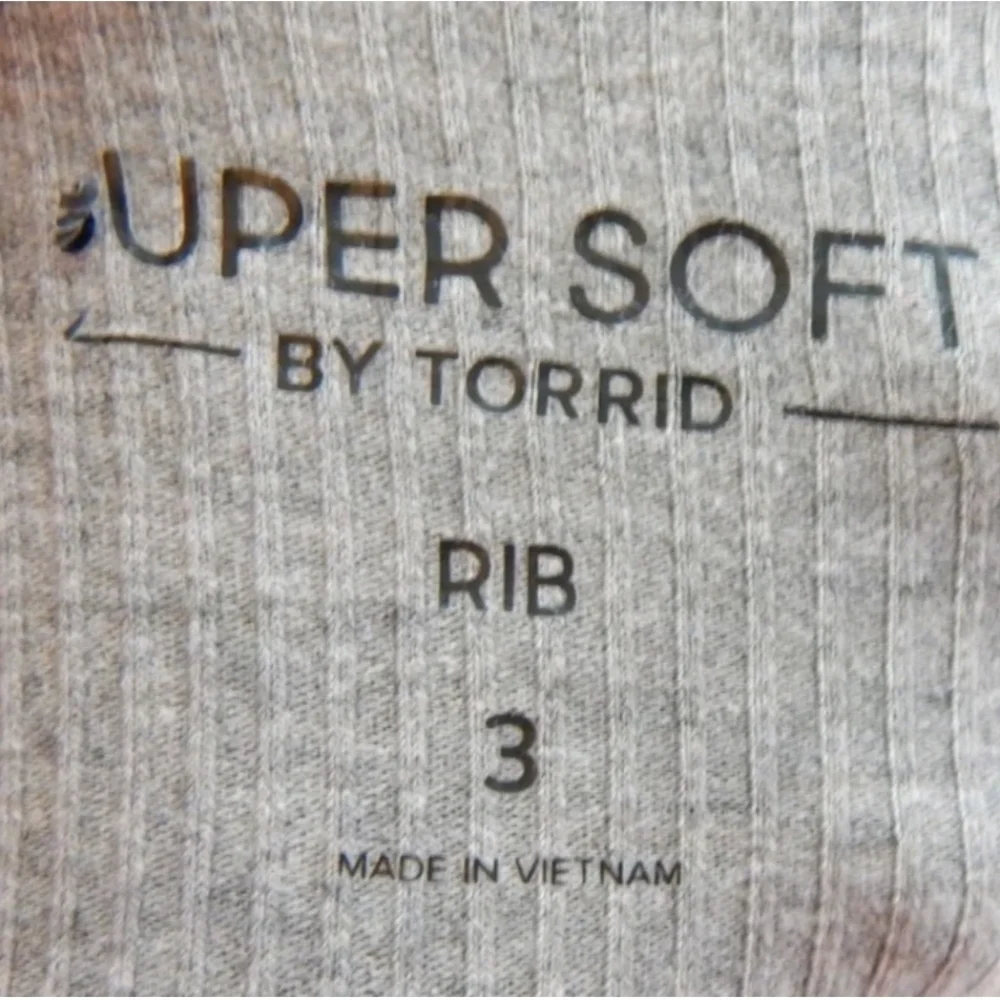 Torrid Super Soft Rib Knit Hook And Eye Henley Tee